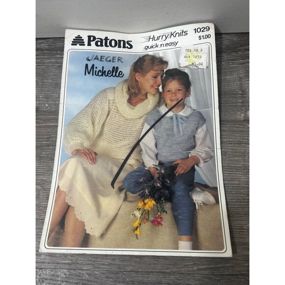 Patons Hurry Knits Knitting Pattern Booklet Paperback - Picture 1 of 5